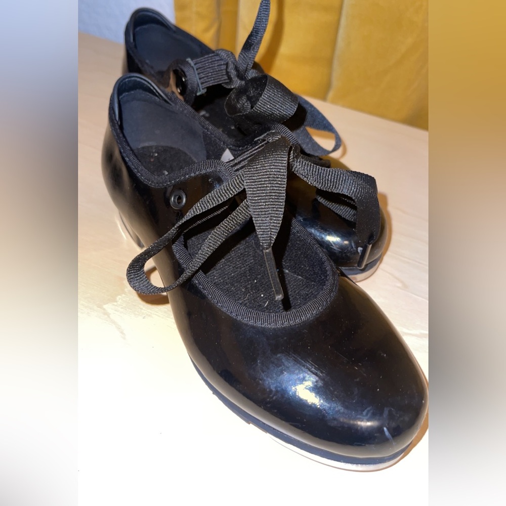 Black tap shoes size 11